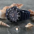 Blue diver style watch with date bubble Collection Printemps-Eté Ice-Watch